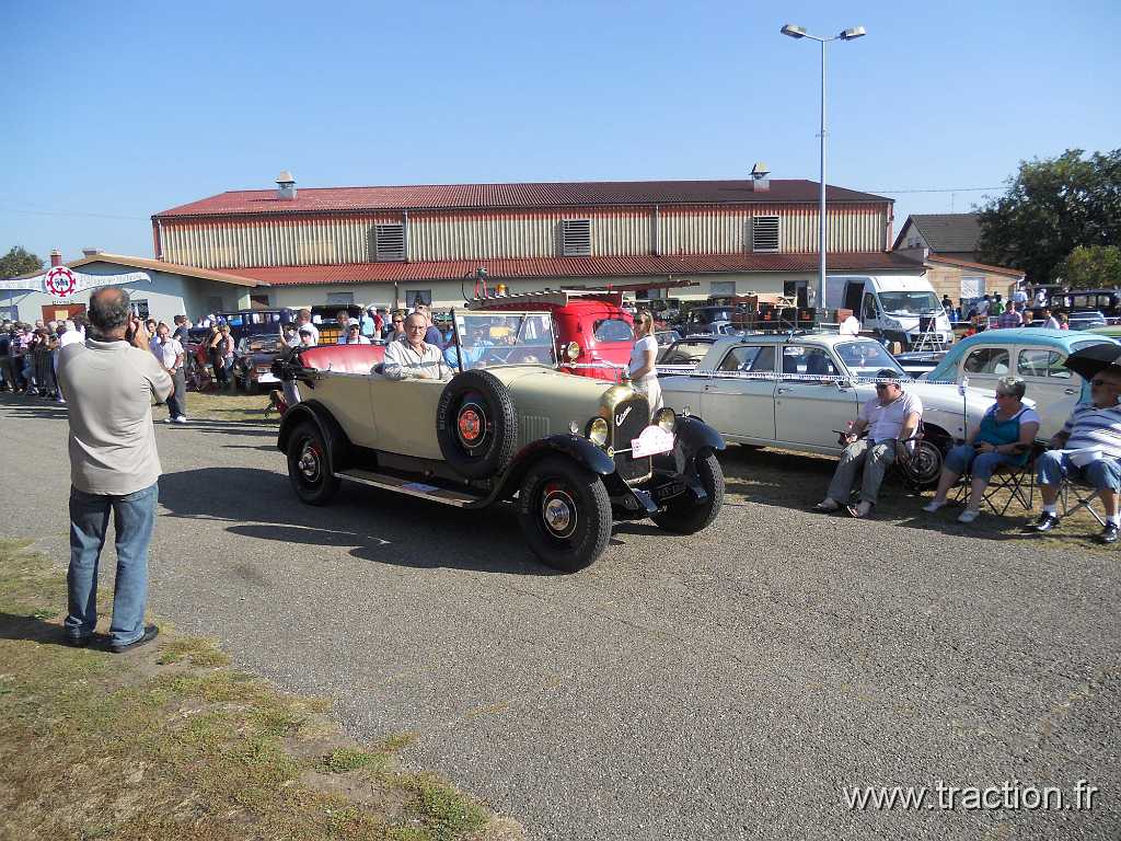 2011_rustenhart (128).jpg - 02/10/2011 - 68740 RUSTENHART 31ème Randonnée Internationale des Vendanges - Le défilé - CITROEN - B14G torpédo - 1926